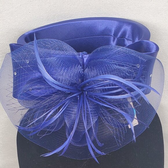 BLUE SATIN FASCINATOR main image 4